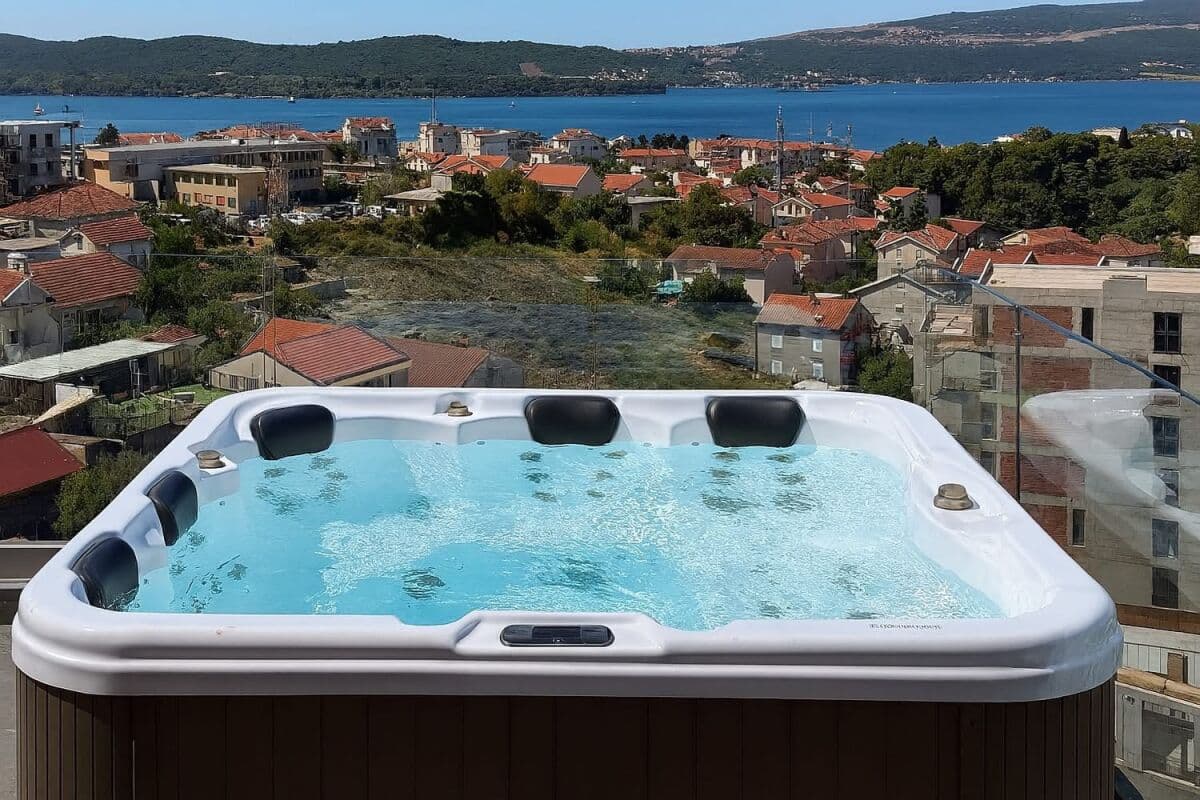 2-room for sale in Tivat