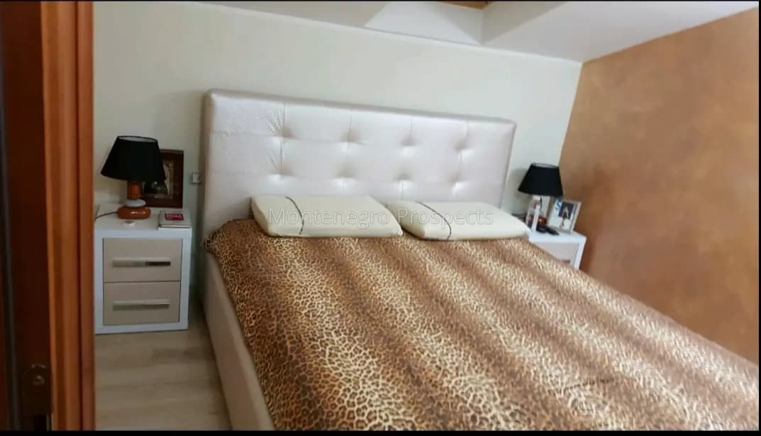 Autentična kamena kuća na izvanrednoj lokaciji uz more u Bjelilima, Luštica