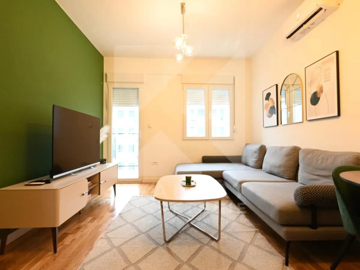 Izdavanje, jednosoban stan, 45m², Zabjelo, Podgorica