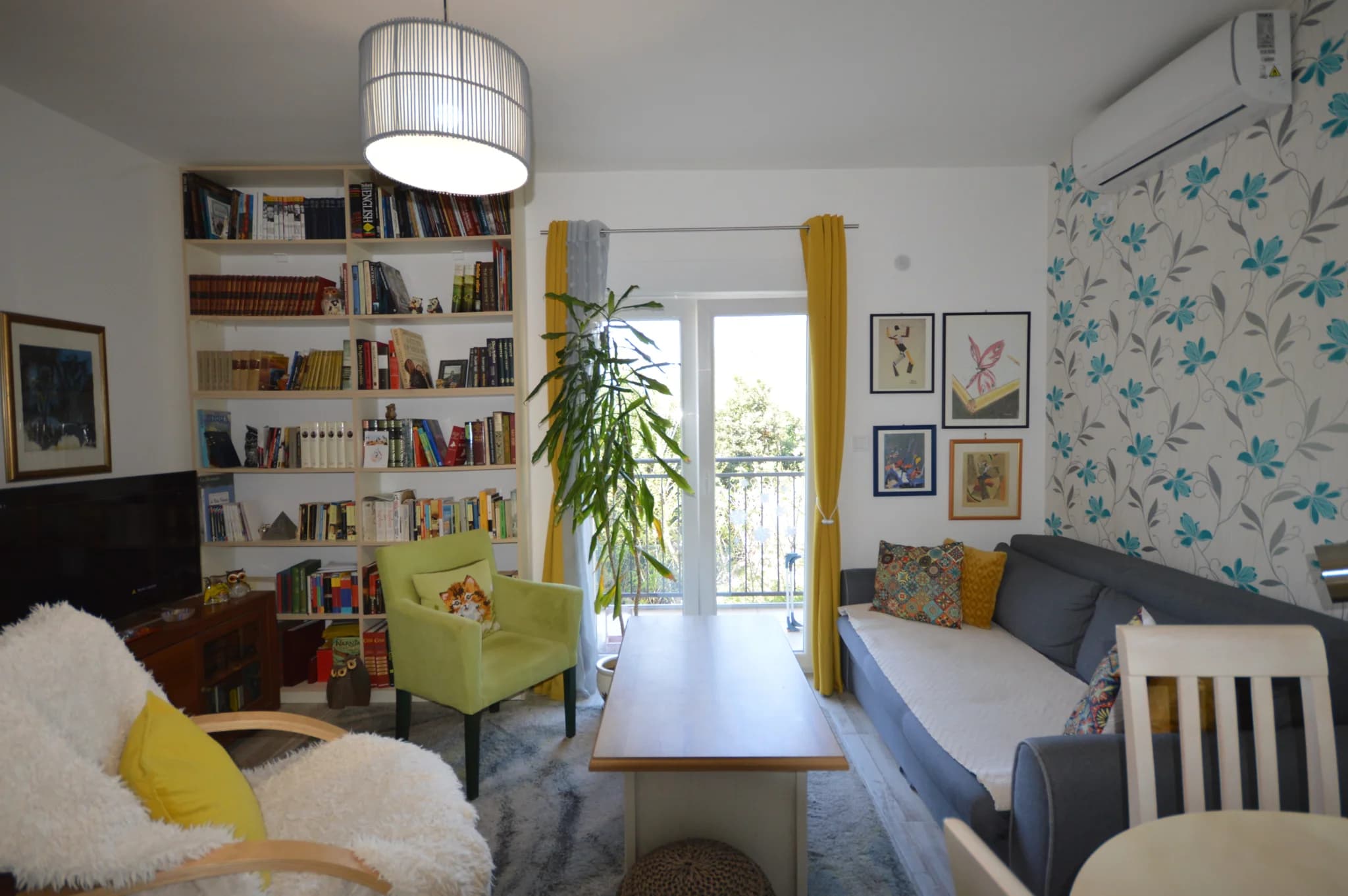 Jednosoban stan u Bijeloj samo 450 metara od mora