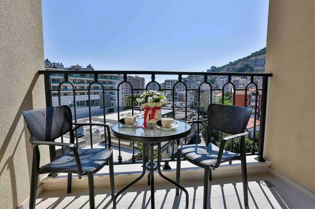 Jednosoban stan u novom kompleksu u strogom centru Budve