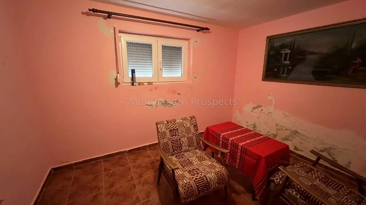 Kuća sa lijepom baštom, Dubrava, Dobra Voda