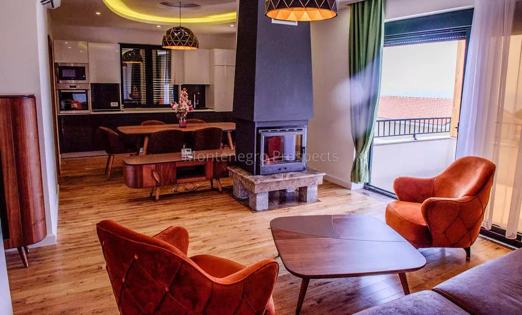 Potpuno nova i fino namještena vila na poluostrvu Luštica