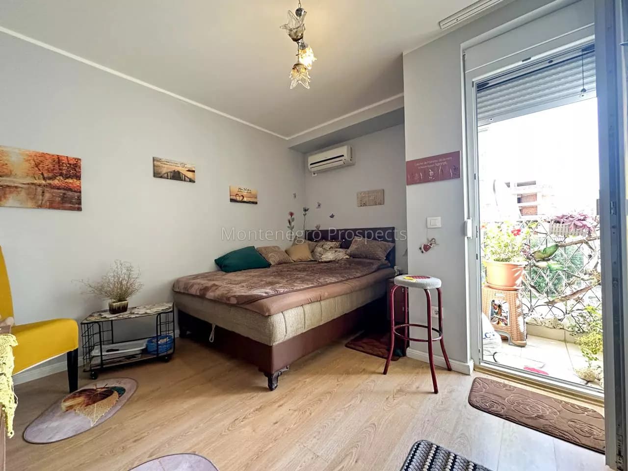 Šarmantan stan sa dvije spavaće sobe, 100 m od plaže, Dobra Voda, Bar