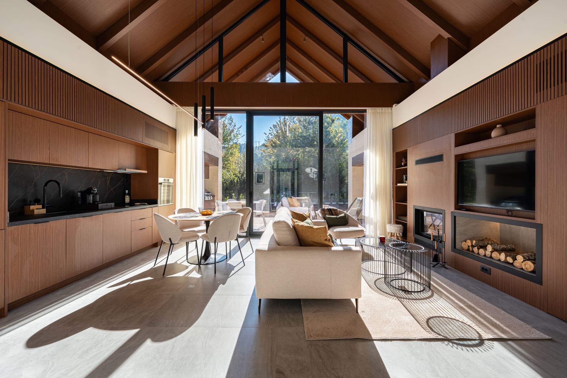 Savremena dvosobna vila u sklopu eko kompleksa u Kolašinu