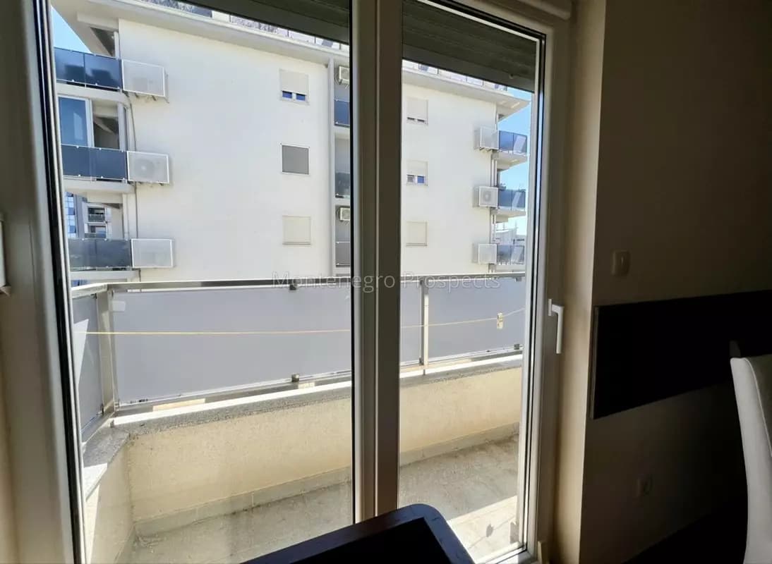 Trosoban stan na odličnoj lokaciji, Bar